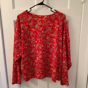 Medium Long Sleeved Floral Top